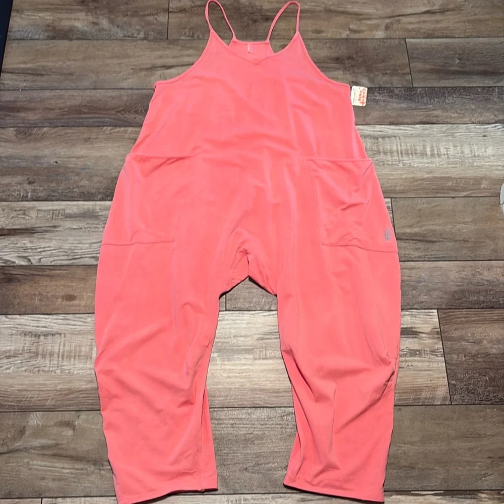 NWT FP Movement Hot Shot Onesie Hibiscus XL - Picture 3 of 8